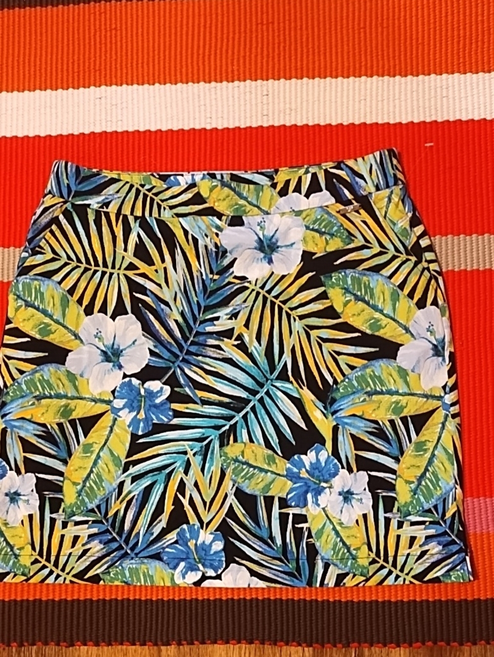 Rafaella Tropical Floral Mini Skirt in Black, Blue, Yellow, White Small Petite.